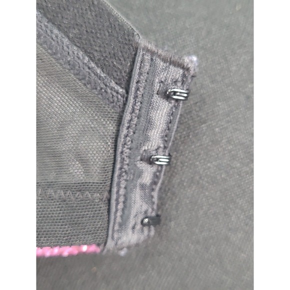 Torrid Active 40DD Sports Bra‎ Galaxy Print Underwire Back Closure #16480263 - Picture 7 of 11